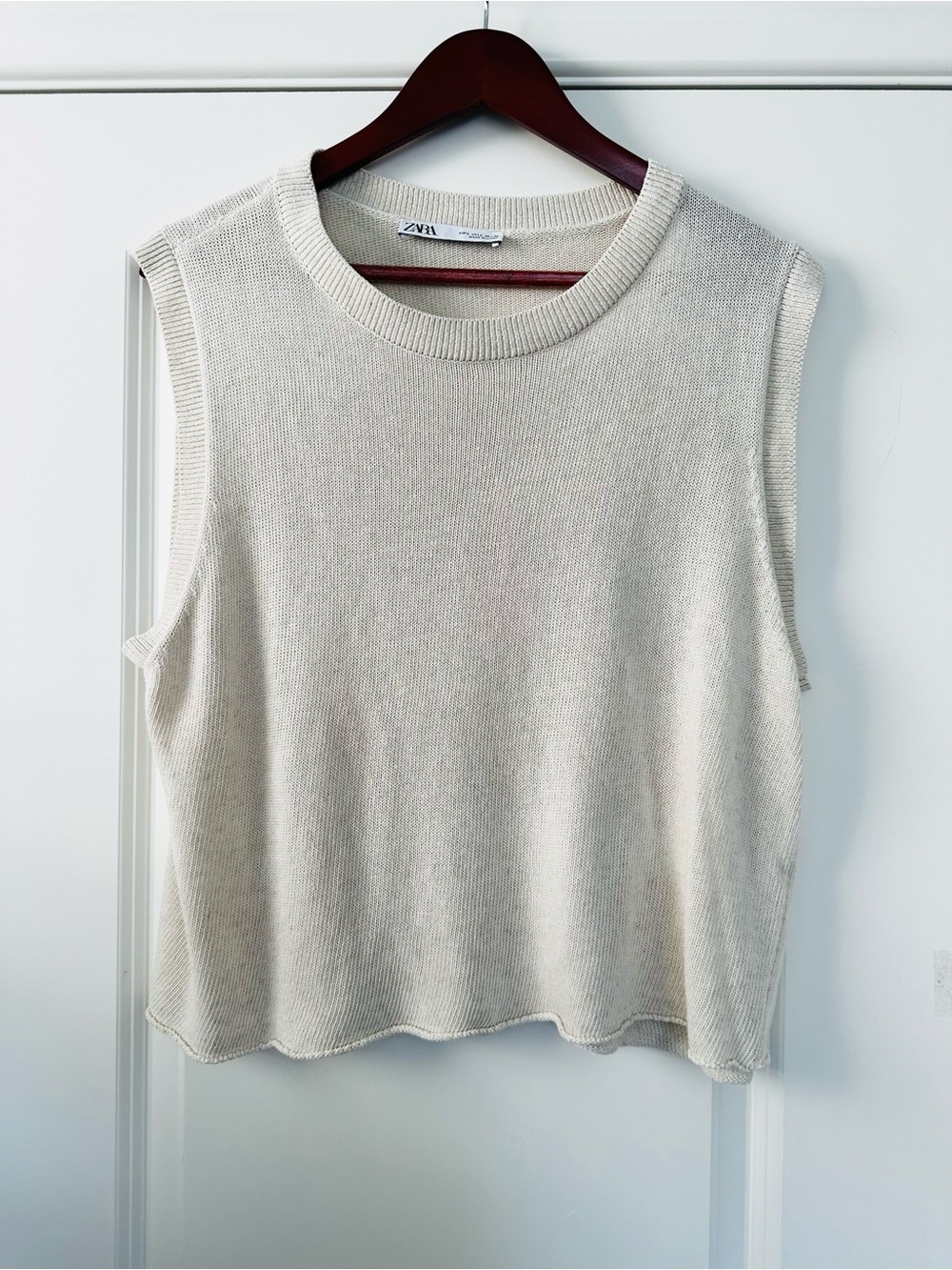 Zara Cream Knit Sweater Vest Sleeveless Layering Top Fall Size Large